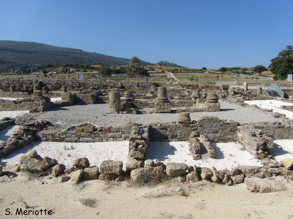 Site archéologique sur la plage de Bolonia