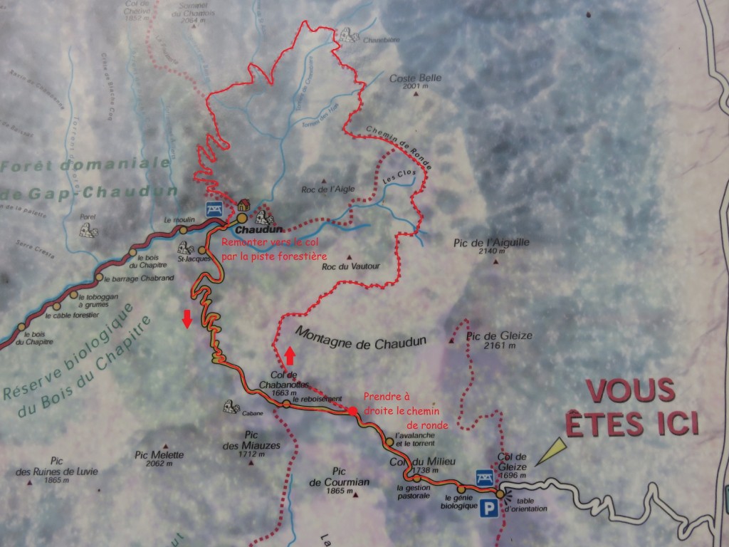 Boucle à partir du col de Gleize jusqu'à Chaudun par le chemin de ronde